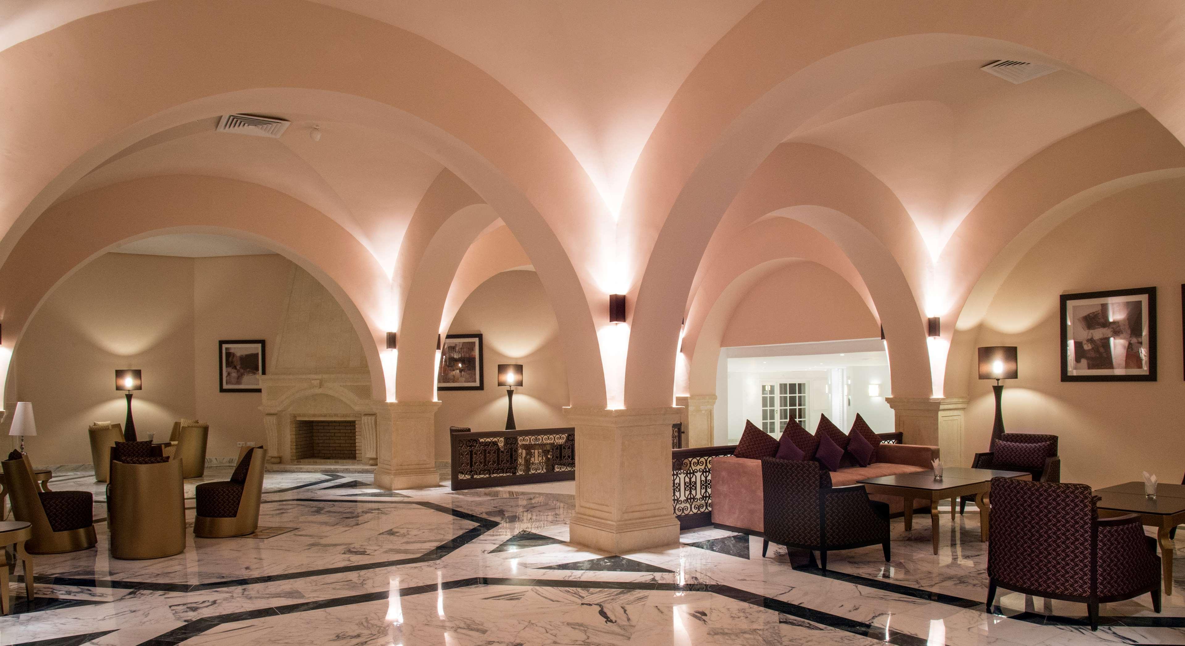 ラディソン ブル リゾート＆タラソ ハンマメット エクステリア 写真 The lobby of the hotel