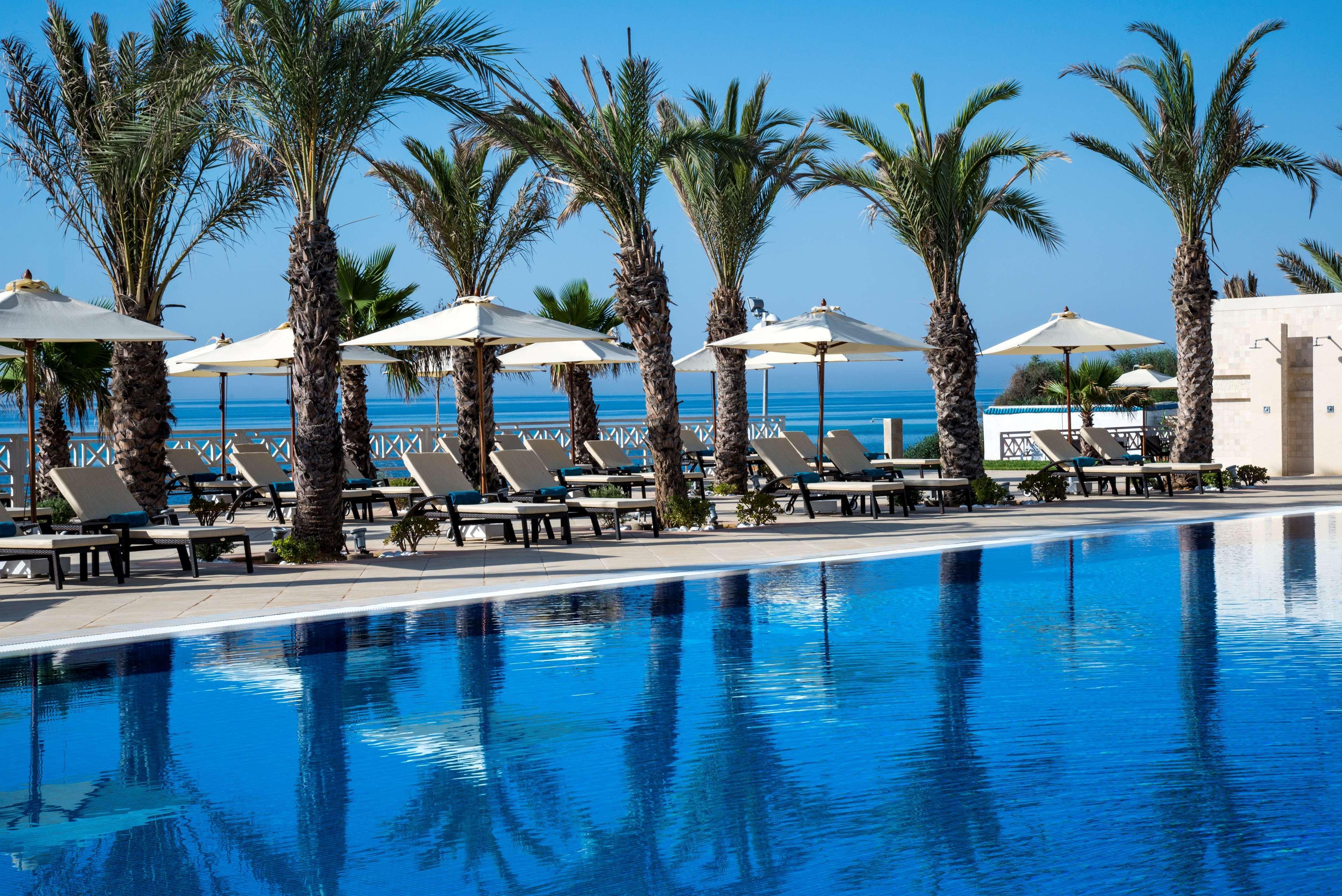 ラディソン ブル リゾート＆タラソ ハンマメット エクステリア 写真 Pool at the Grand Palladium Hotel